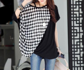 Blusa Assimétrica Xadrez